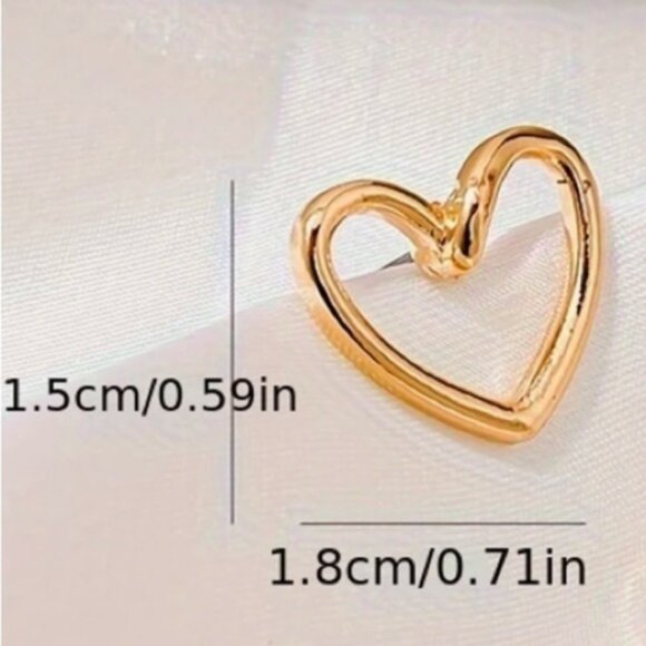 Gold Tone Open Heart Earrings New - Picture 2 of 2